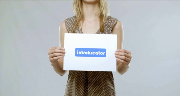 Animacja dziewczyna kartka papieru
